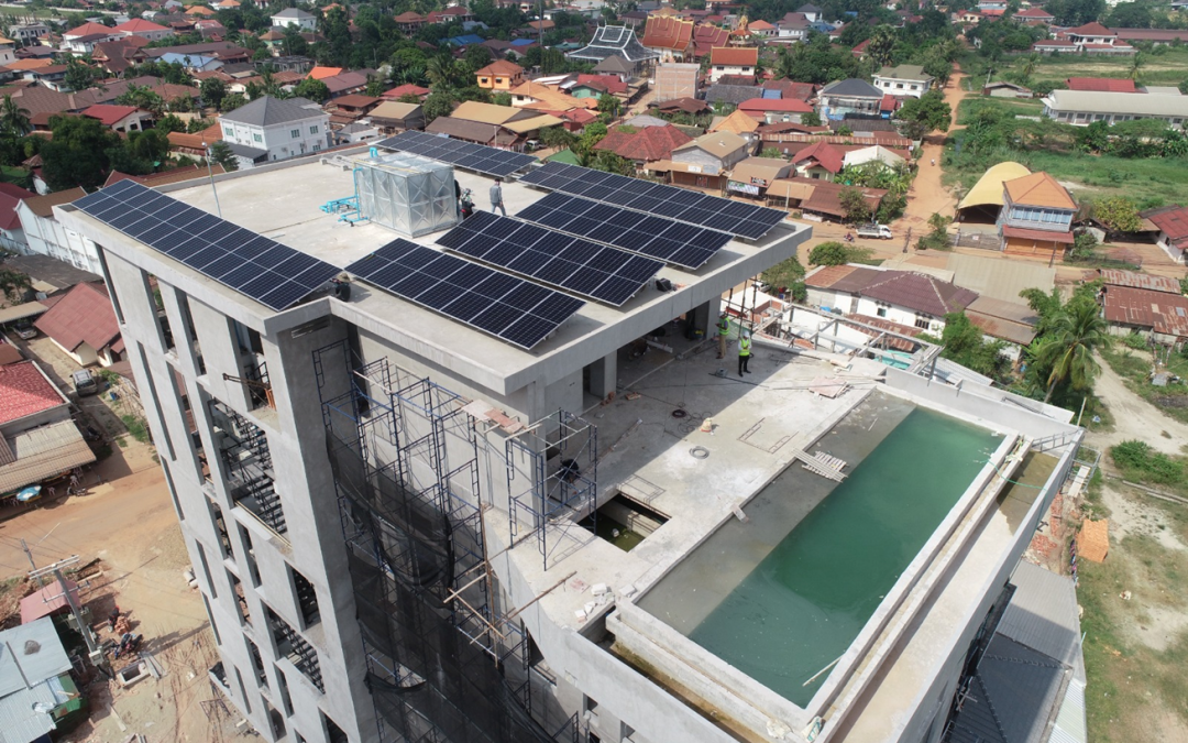 ສະຫນອງແລະຕິດຕັ້ງໂຊລ່າເທິງຫລັງຄາ 30kW ຕຶກຫ້ອງການ ບໍລິສັດ ຢູນິເທັກ